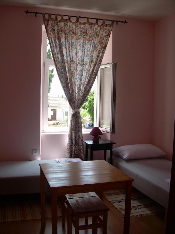 Phara Hostel Gdinj Camera foto